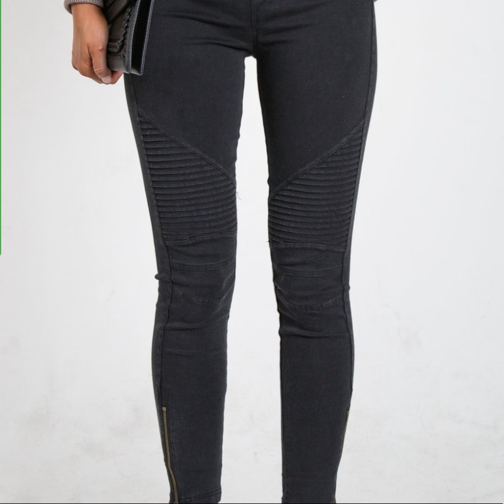 Black moto leggings